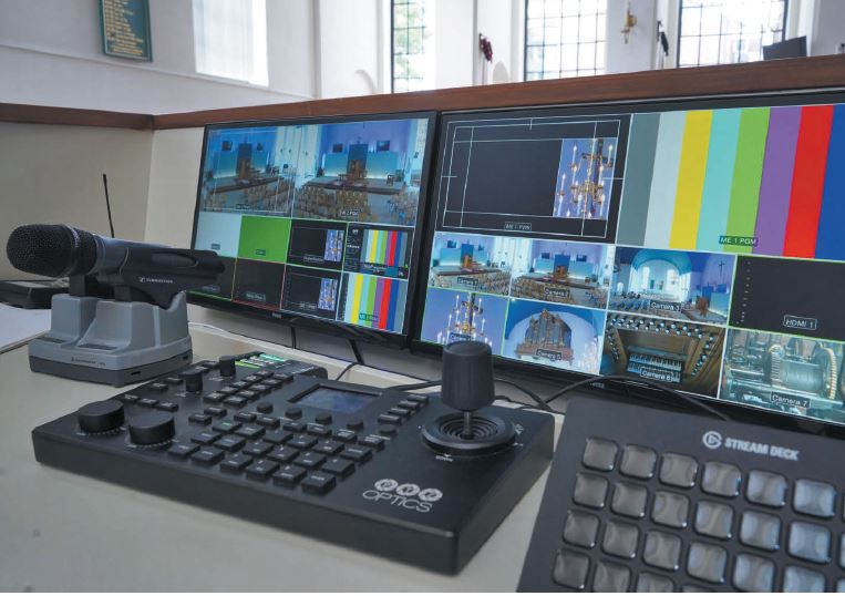 Een kerkdienst registreren en live streamen.