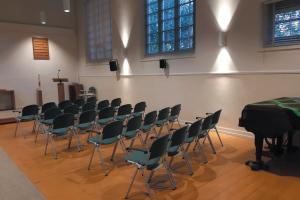 BAVA heeft verlichting vervangen in de Kleine Kerk in Duivendrecht.