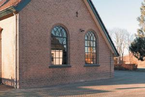 Van Dijk Metaaldesign geïsoleerde oude ramen.